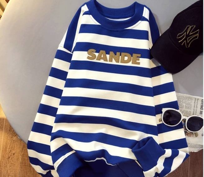 大活躍 ストライプ柄 ロゴ刺 オーバーサイズ スウェット二色長袖Ｔシャツ＜S-4117＞