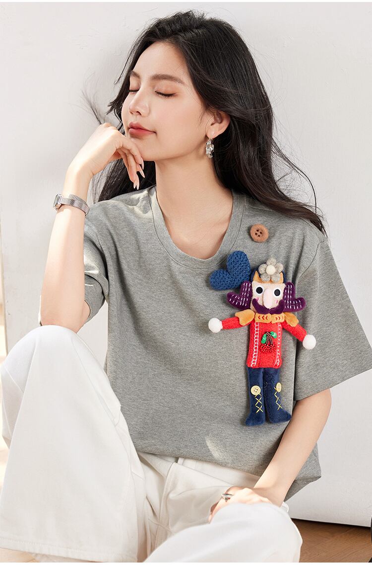 超人気 目を奪われる 流行新作 ぬいぐるみ付 半袖Tシャツ<S-9273>