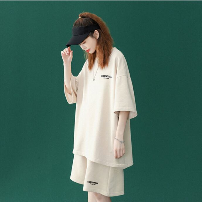 【半額セール】早い者勝ち  男女兼用 半袖Ｔシャツⅹパンツセット全4色<S-6549>