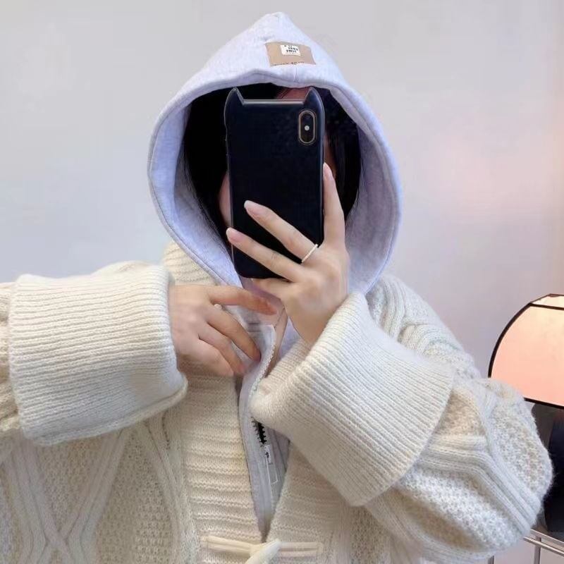 おすすめレイヤード風ニットフード付きパーカー