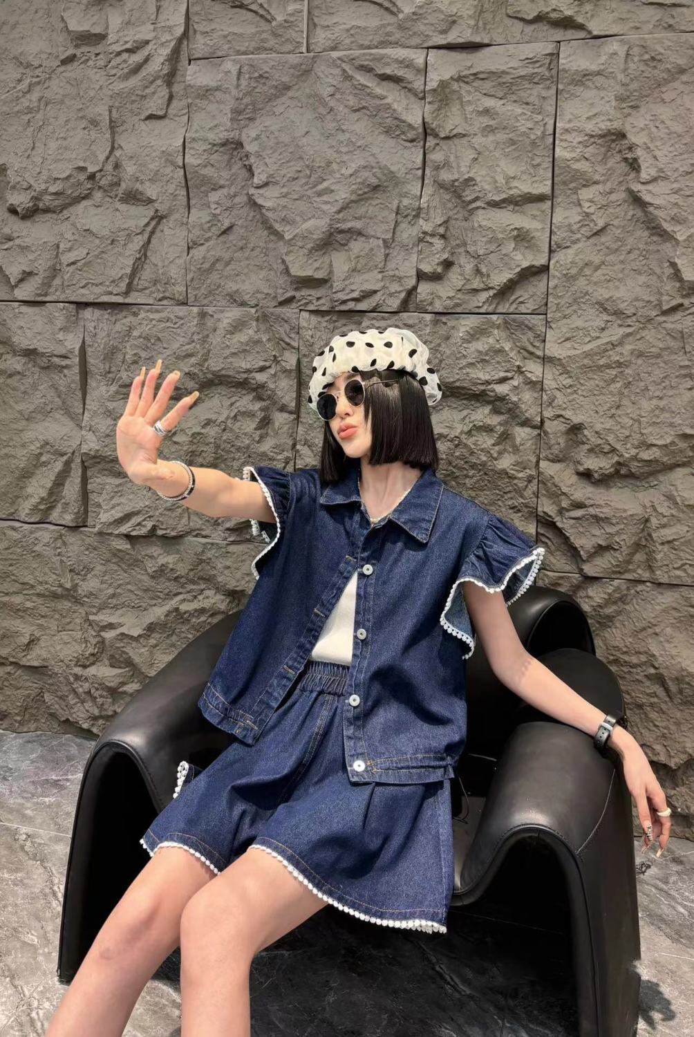 大好評 ファッション 売り切れ必至 2色選択 デニム 半袖 Tシャツ+ 短いスカート セットアップ ＜S-8992＞