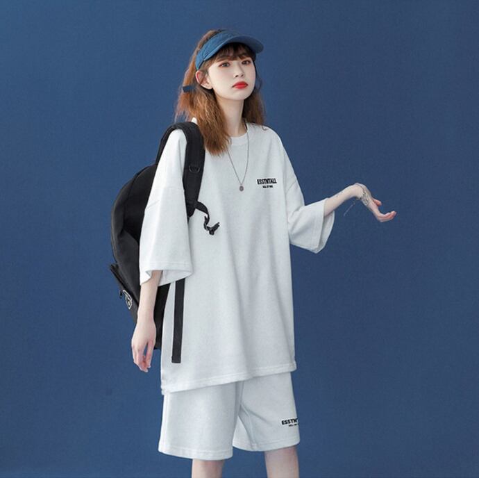 【半額セール】早い者勝ち  男女兼用 半袖Ｔシャツⅹパンツセット全4色<S-6549>
