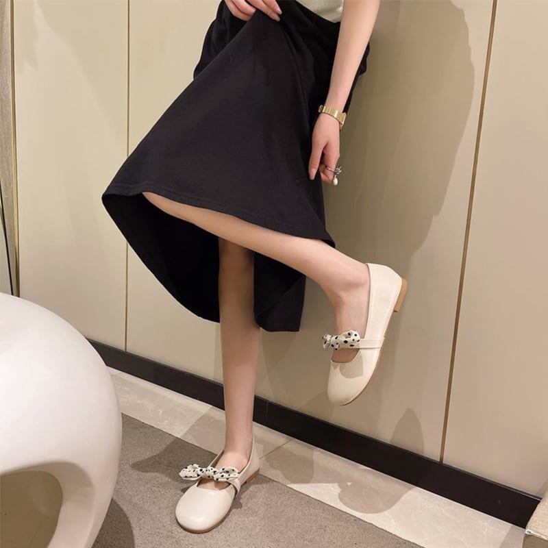 着心地抜群 蝶結び 女性力を高める ローファー シューズ＜S-3666＞