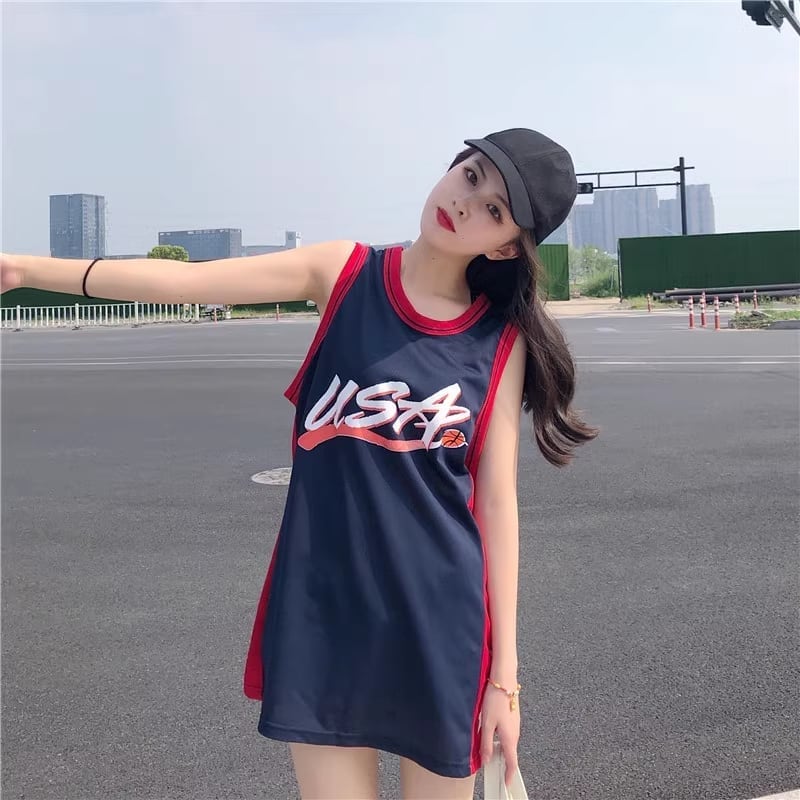 キュートでハンサムなスポーツスタイルのベストドレスバスケットボールユニフォームルーズミッドレングスノースリーブTシャツトップ   ＜S-2853＞