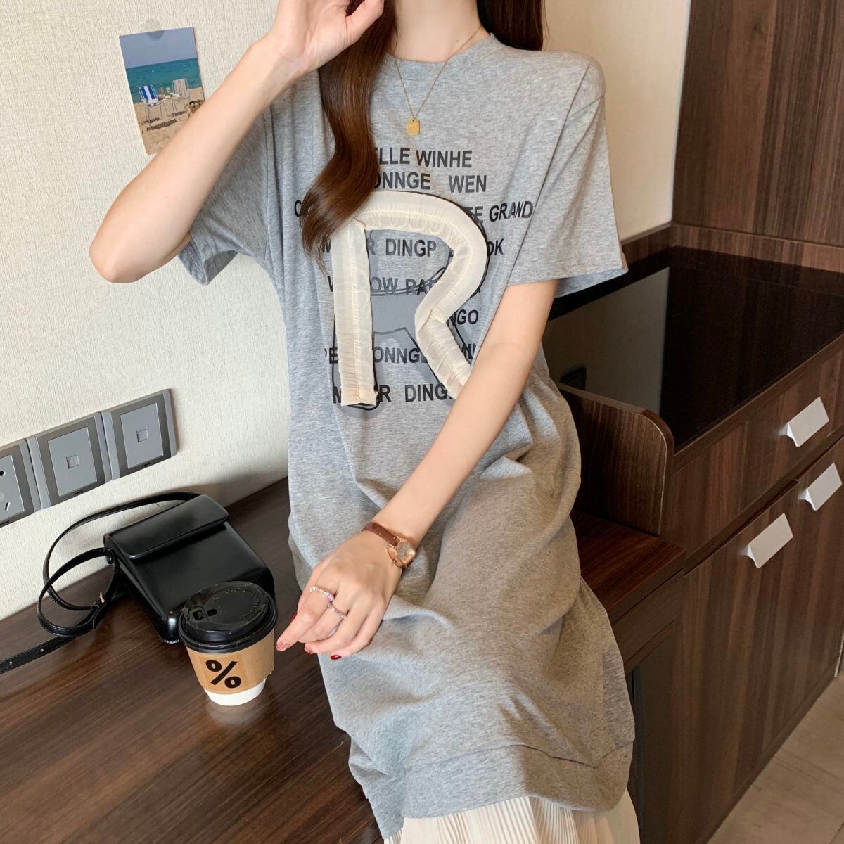 絶対流行 デザイン性抜群 美人度アップ 2色選択可 ワンピース<S-11127>