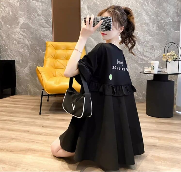 ミドル丈のイレギュラー半袖Tシャツワンピース<S-5007>