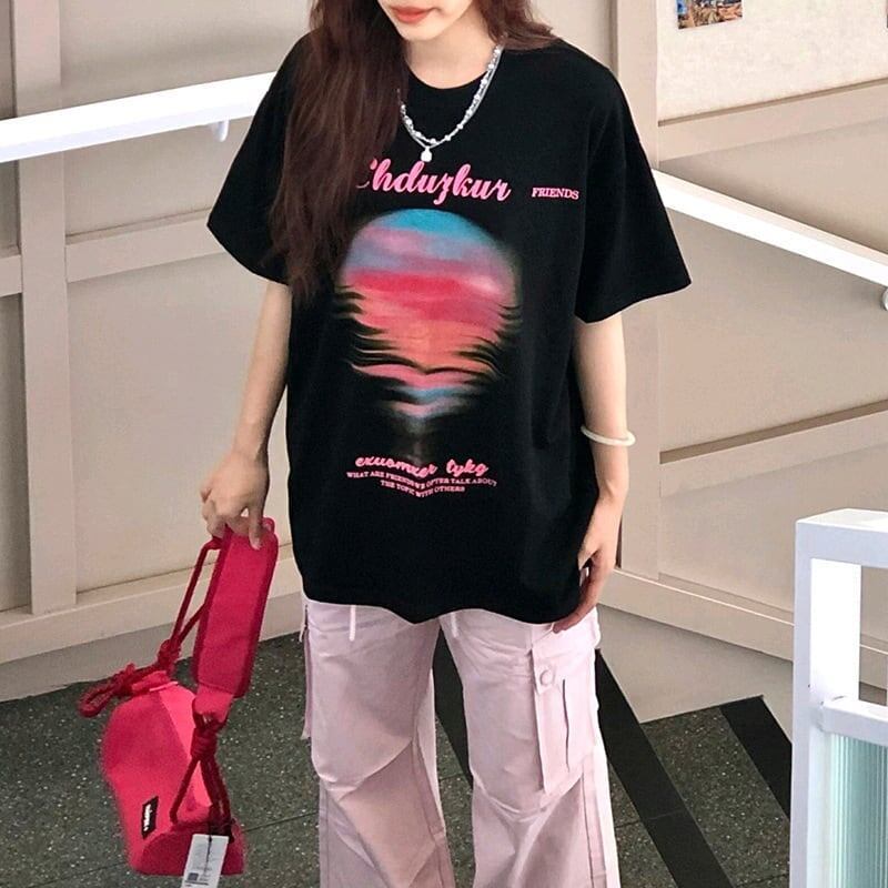 夏新作 プリントTシャツ 夕日 黒 ゆったり半袖＜S-2959＞