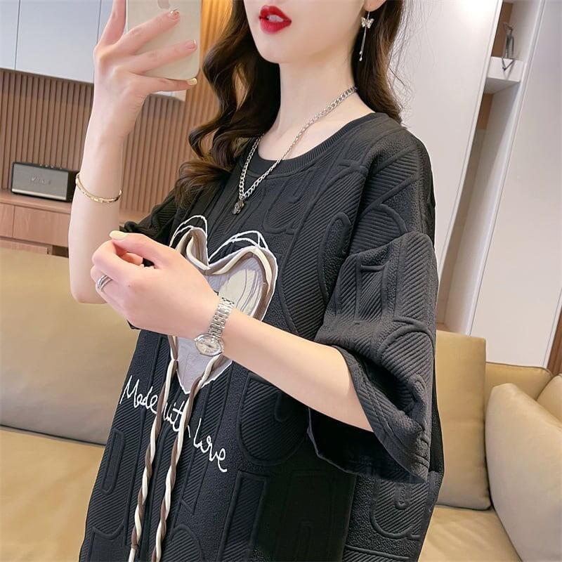 着心地良い ハート 立体風 プリントTシャツ 三色 ゆったり半袖＜S-2933＞