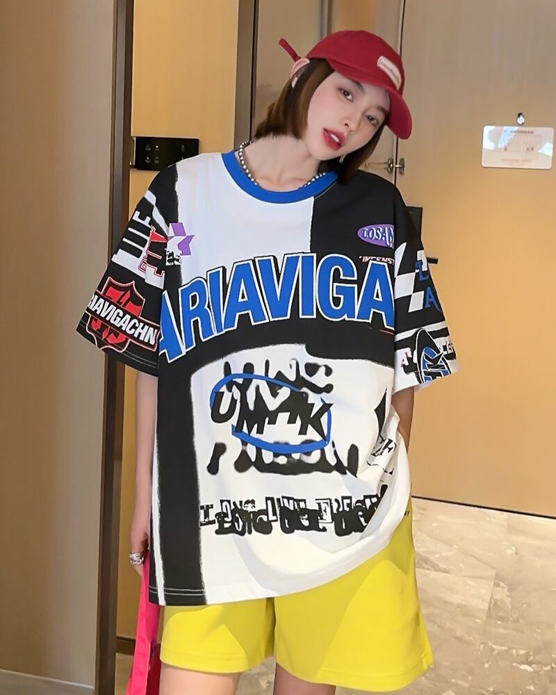 スタイルアップ効果抜群 レース アバンギャルド ダブルプリント全2色 半袖Tシャツ<S-8980>