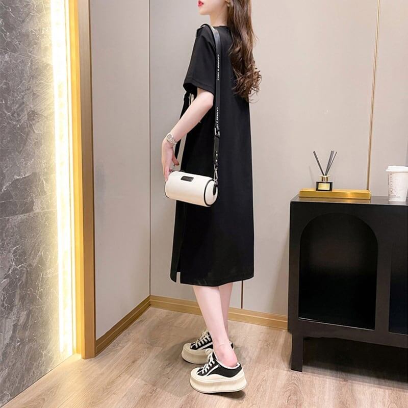 個性的なデザイン プリント 一目惚れ Tシャツ カットソー ワンピース＜S-3490＞