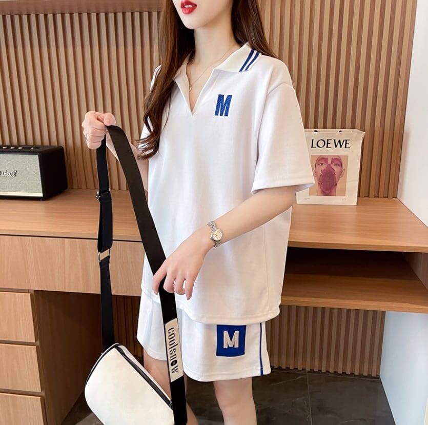 売り切れ必至  ルーズ 半袖Ｔシャツⅹパンツセット全2色<S-8190>